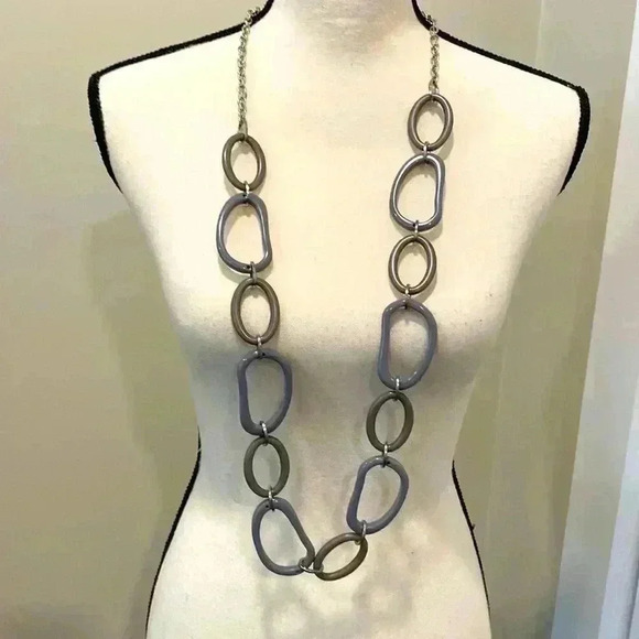 Necklace - Picture 1 of 5